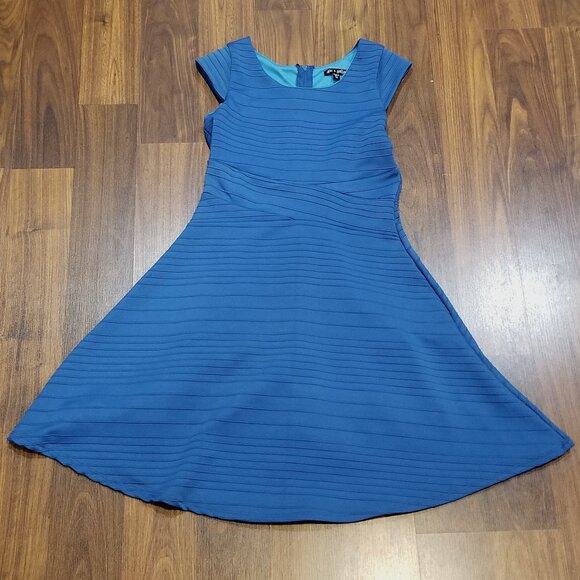 Girls' Ava & Yelly Fit and Flare Skater Dress, Size 16, EUC - Picture 3 of 10